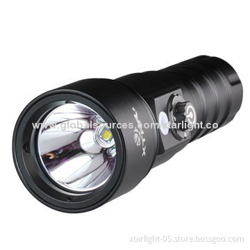 Diving flashlight XTAR D26 with Cree LED, Max. 1.000 Lumen